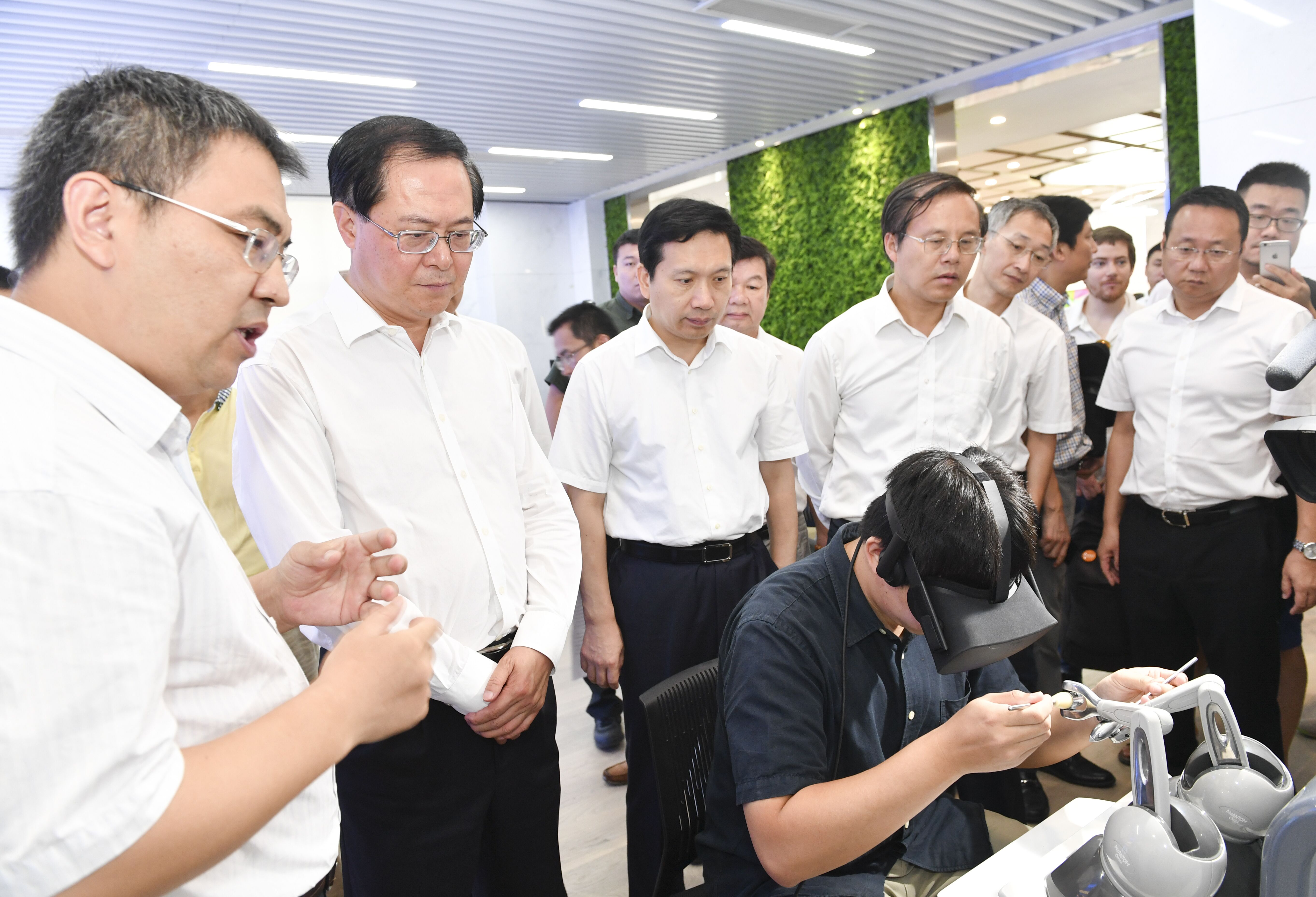 浙江聚力打造全球一流人工智能新高地，技術推廣服務賦能產(chǎn)業(yè)新未來
